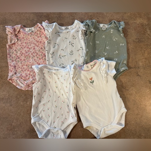 5 PACK! Pink and White Bodysuits Soft Cotton One Pieces - Picture 2 of 16